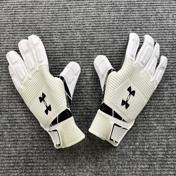 Under Armour Other - Under Armour Combat Size 3XL White Black FF Football Gloves SFIA Certified NIB
